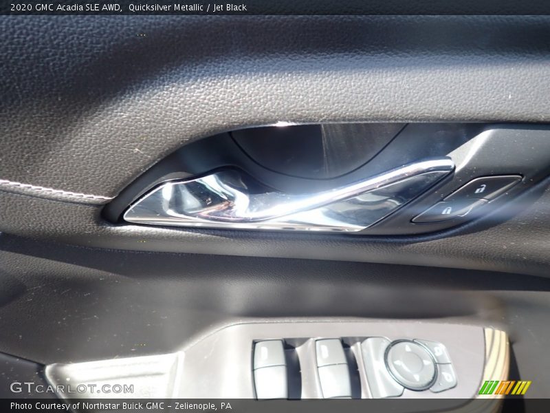 Quicksilver Metallic / Jet Black 2020 GMC Acadia SLE AWD