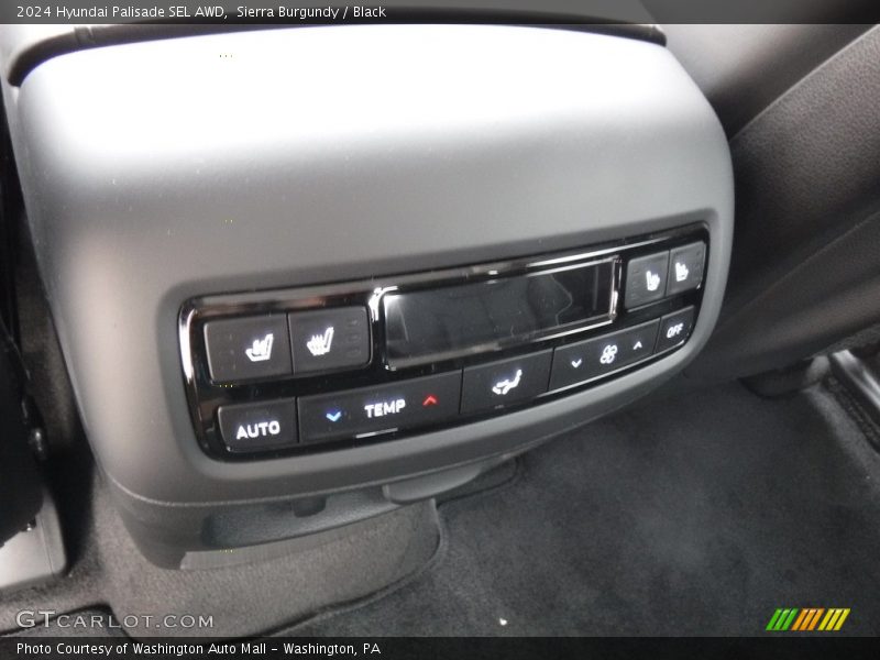 Sierra Burgundy / Black 2024 Hyundai Palisade SEL AWD