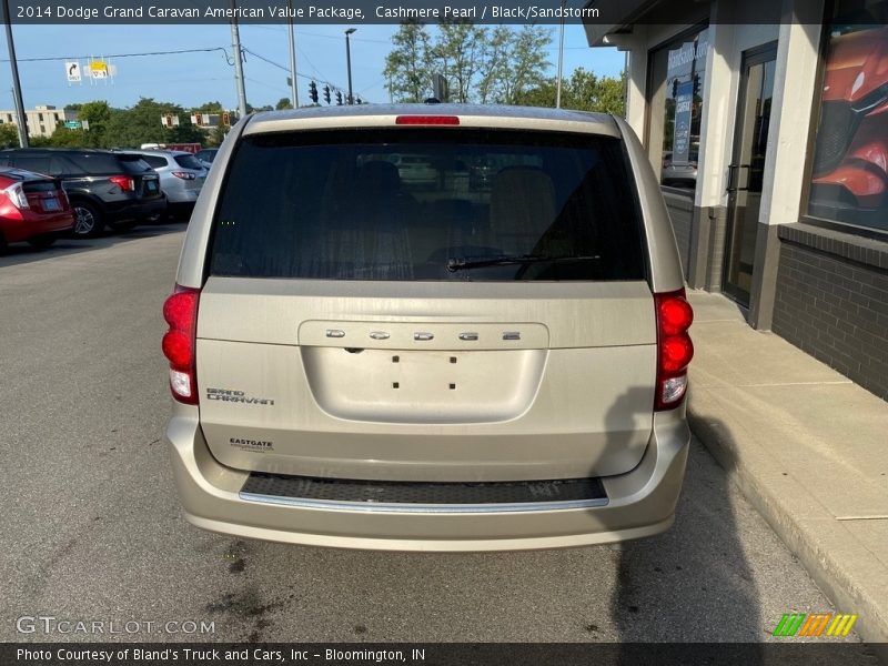 Cashmere Pearl / Black/Sandstorm 2014 Dodge Grand Caravan American Value Package