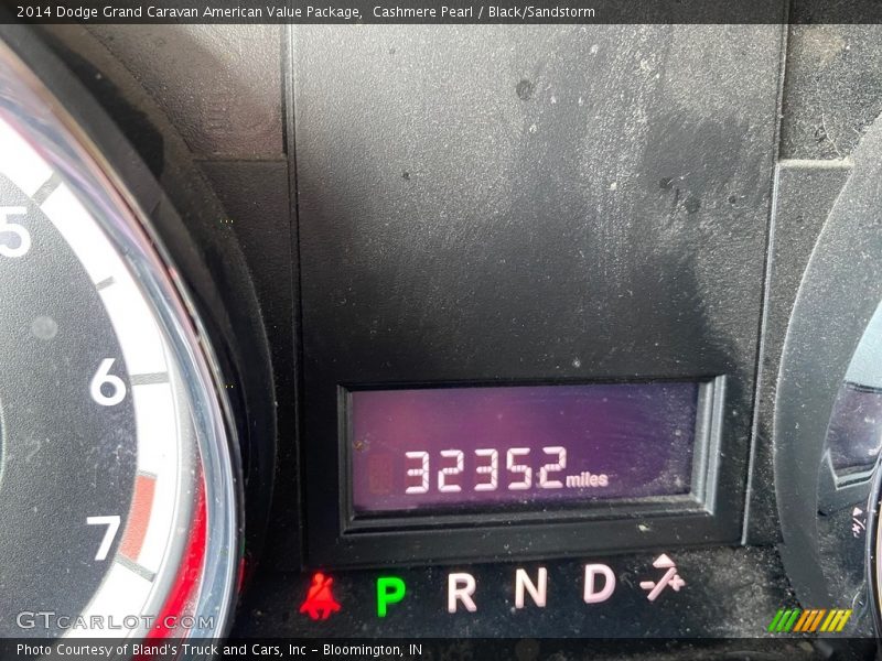 Cashmere Pearl / Black/Sandstorm 2014 Dodge Grand Caravan American Value Package