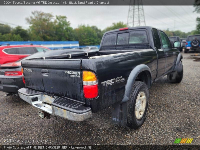 Black Sand Pearl / Charcoal 2004 Toyota Tacoma V6 TRD Xtracab 4x4