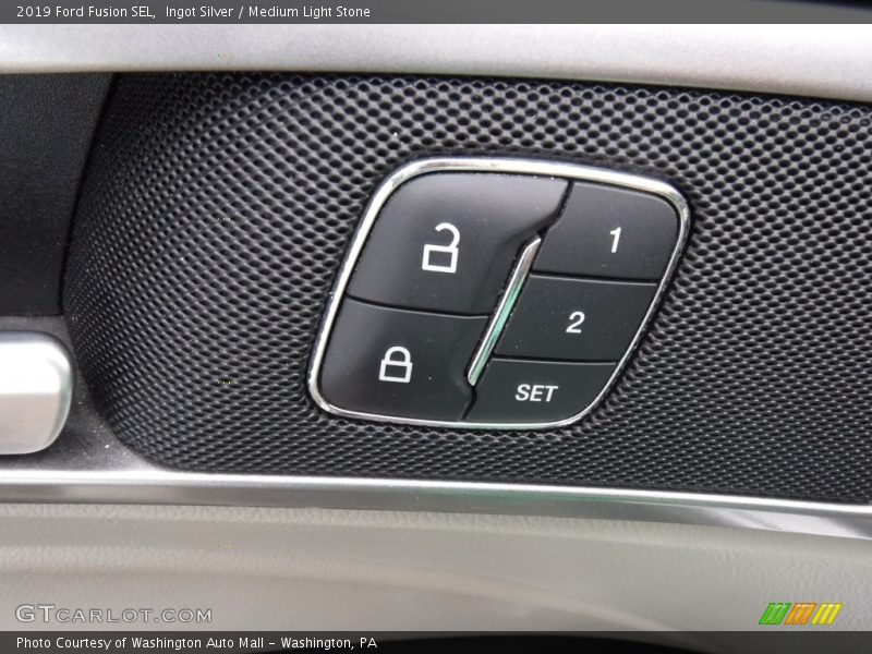 Ingot Silver / Medium Light Stone 2019 Ford Fusion SEL