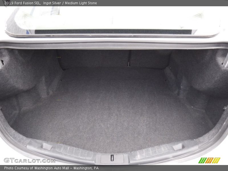 Ingot Silver / Medium Light Stone 2019 Ford Fusion SEL