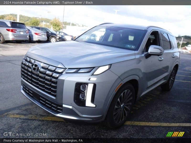 Typhoon Silver / Black 2024 Hyundai Palisade Calligraphy AWD