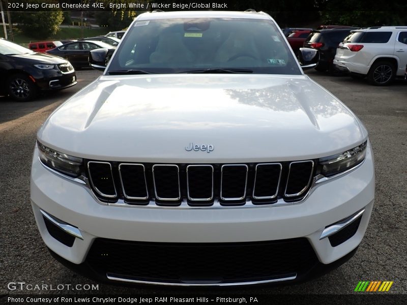 Bright White / Wicker Beige/Global Black 2024 Jeep Grand Cherokee 4XE