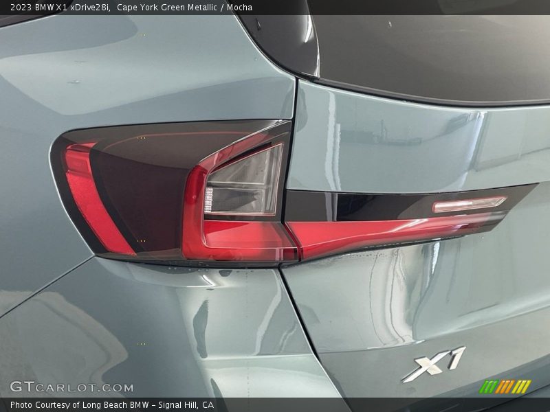 Cape York Green Metallic / Mocha 2023 BMW X1 xDrive28i