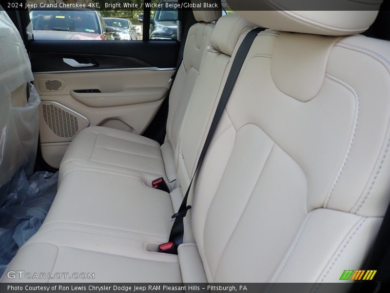 Bright White / Wicker Beige/Global Black 2024 Jeep Grand Cherokee 4XE