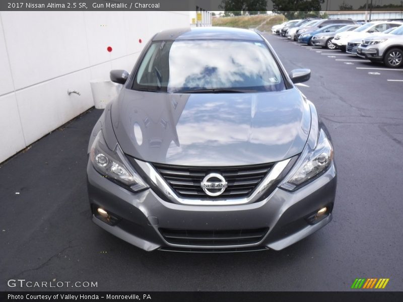 Gun Metallic / Charcoal 2017 Nissan Altima 2.5 SR