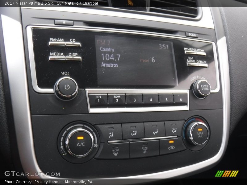 Gun Metallic / Charcoal 2017 Nissan Altima 2.5 SR