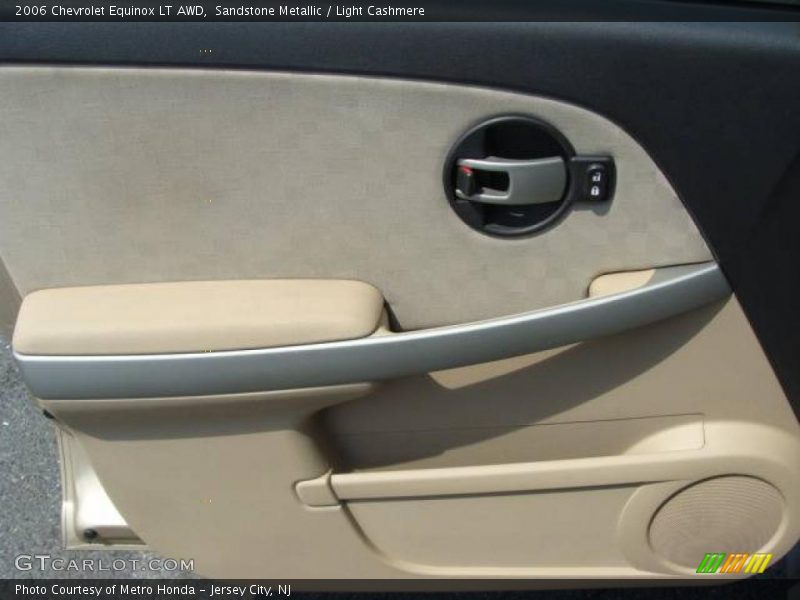 Sandstone Metallic / Light Cashmere 2006 Chevrolet Equinox LT AWD