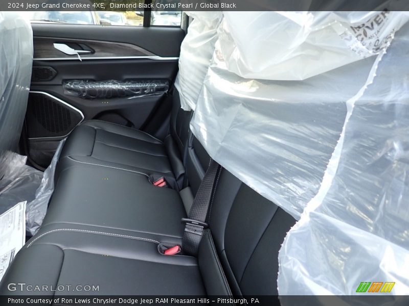 Diamond Black Crystal Pearl / Global Black 2024 Jeep Grand Cherokee 4XE