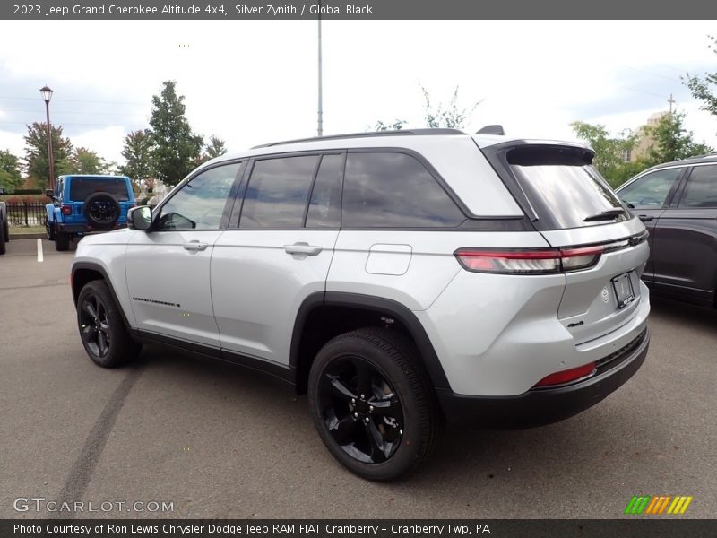 Silver Zynith / Global Black 2023 Jeep Grand Cherokee Altitude 4x4