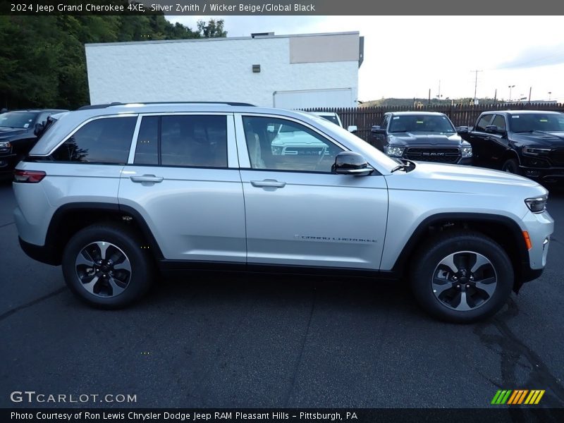 Silver Zynith / Wicker Beige/Global Black 2024 Jeep Grand Cherokee 4XE