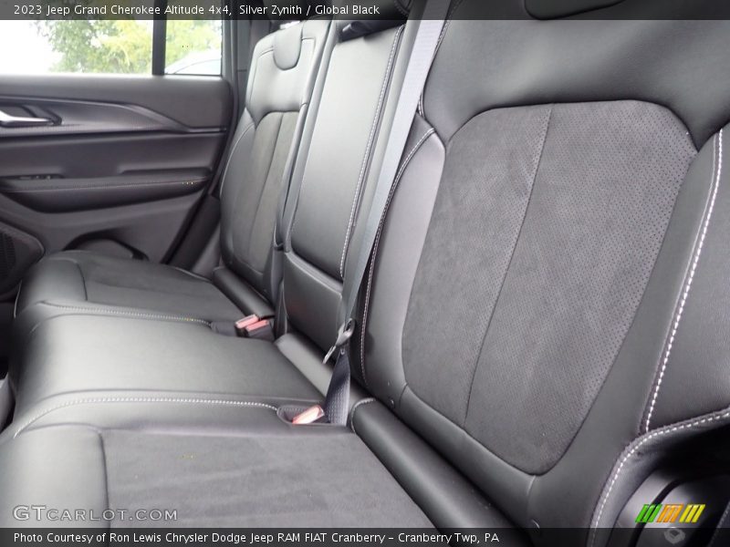 Silver Zynith / Global Black 2023 Jeep Grand Cherokee Altitude 4x4