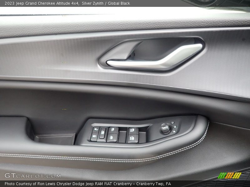 Silver Zynith / Global Black 2023 Jeep Grand Cherokee Altitude 4x4