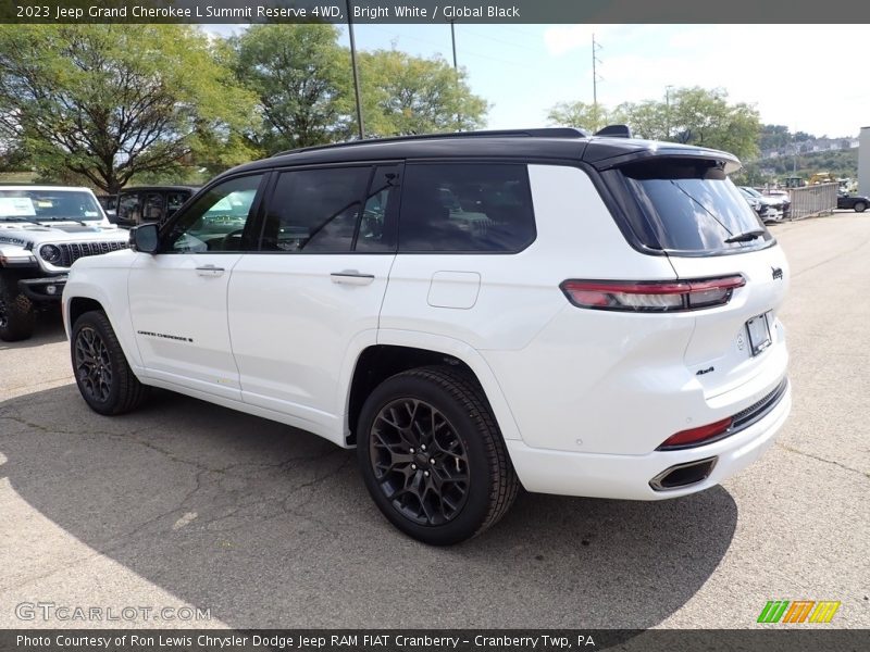 Bright White / Global Black 2023 Jeep Grand Cherokee L Summit Reserve 4WD