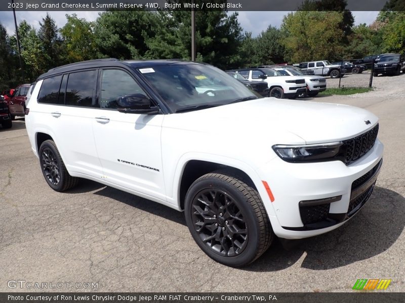 Bright White / Global Black 2023 Jeep Grand Cherokee L Summit Reserve 4WD