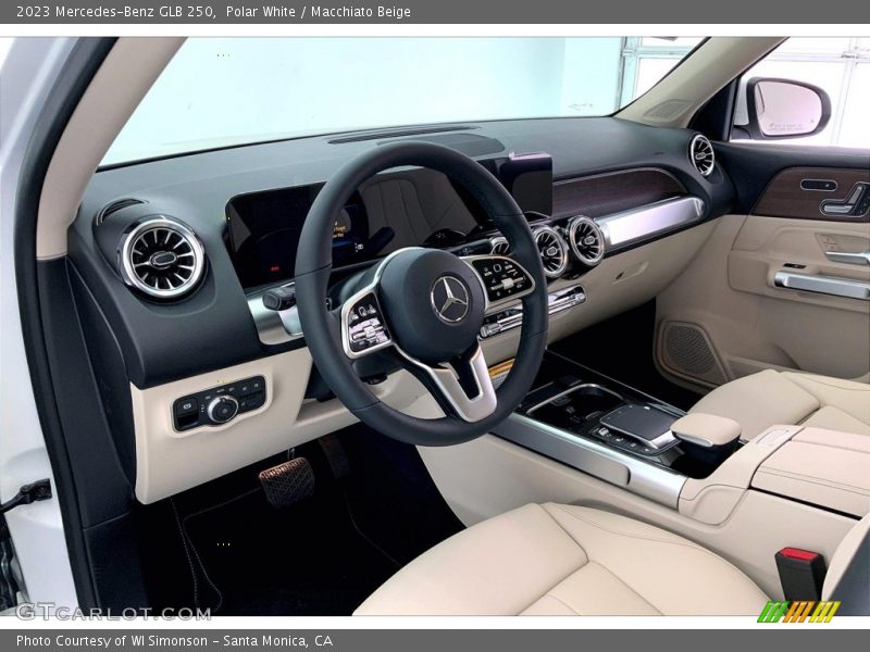 Polar White / Macchiato Beige 2023 Mercedes-Benz GLB 250