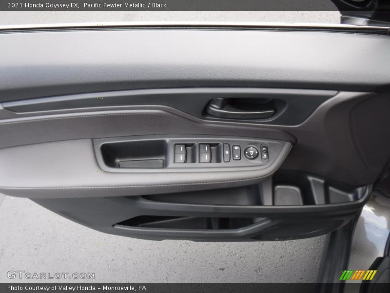 Pacific Pewter Metallic / Black 2021 Honda Odyssey EX