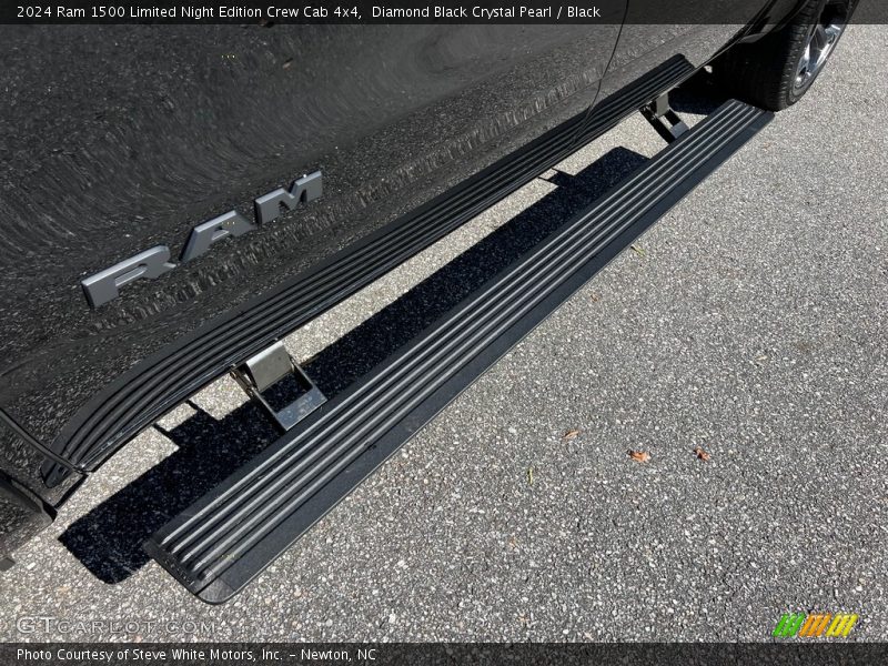 Diamond Black Crystal Pearl / Black 2024 Ram 1500 Limited Night Edition Crew Cab 4x4