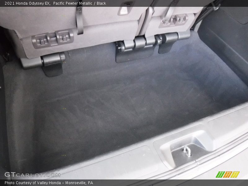 Pacific Pewter Metallic / Black 2021 Honda Odyssey EX