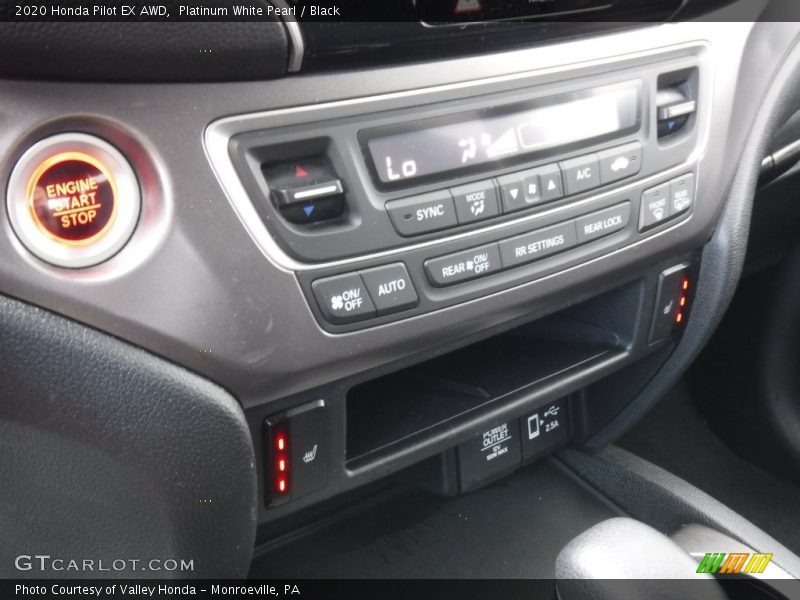 Controls of 2020 Pilot EX AWD