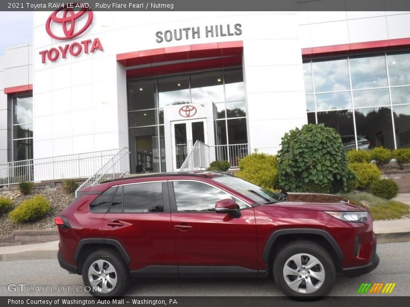 Ruby Flare Pearl / Nutmeg 2021 Toyota RAV4 LE AWD