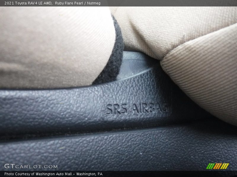 Ruby Flare Pearl / Nutmeg 2021 Toyota RAV4 LE AWD