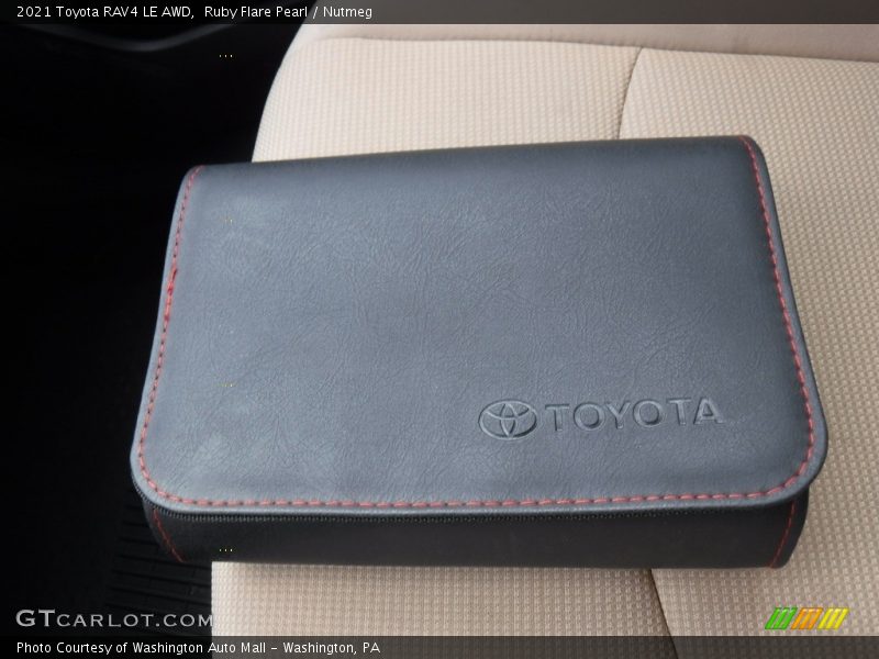 Ruby Flare Pearl / Nutmeg 2021 Toyota RAV4 LE AWD
