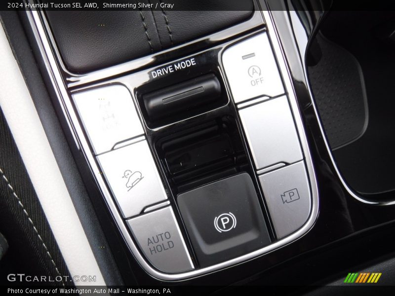 Shimmering Silver / Gray 2024 Hyundai Tucson SEL AWD