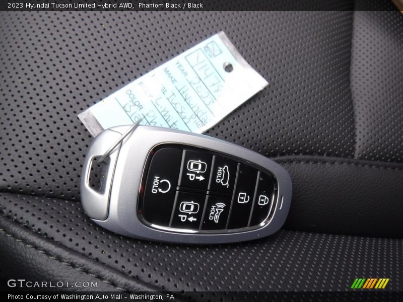 Keys of 2023 Tucson Limited Hybrid AWD