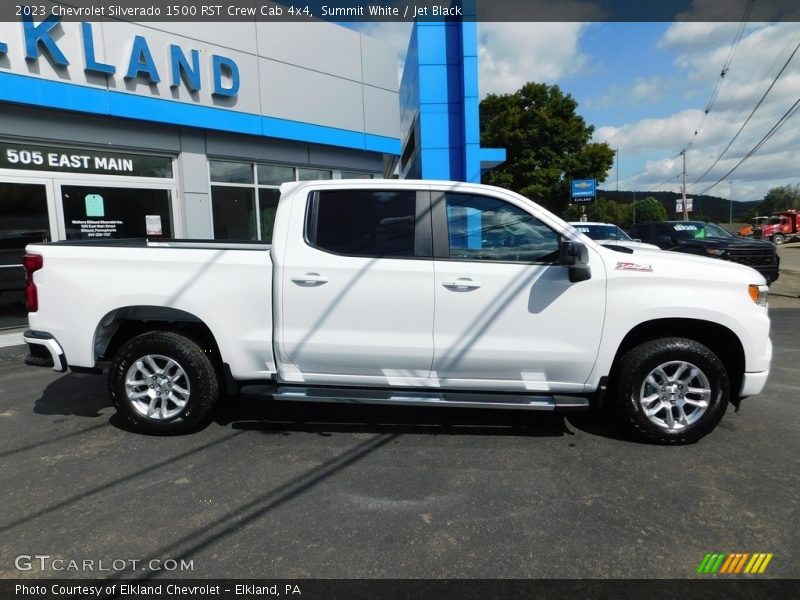 Summit White / Jet Black 2023 Chevrolet Silverado 1500 RST Crew Cab 4x4