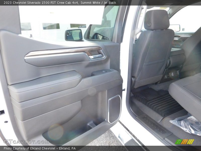 Summit White / Jet Black 2023 Chevrolet Silverado 1500 RST Crew Cab 4x4