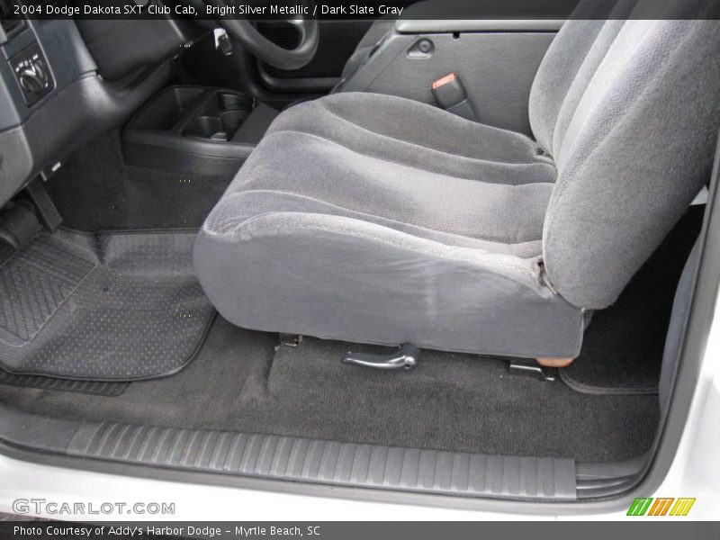 Bright Silver Metallic / Dark Slate Gray 2004 Dodge Dakota SXT Club Cab