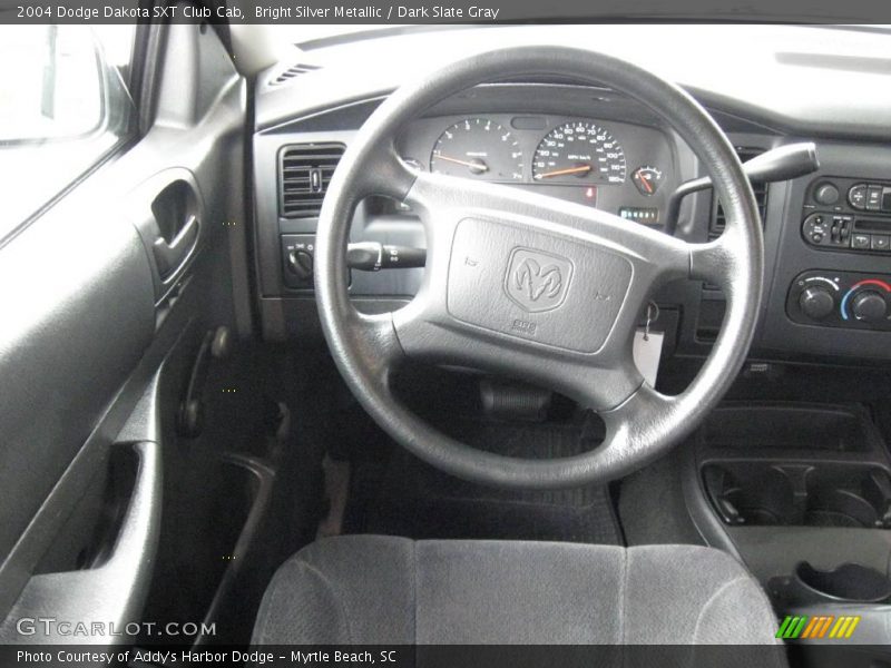 Bright Silver Metallic / Dark Slate Gray 2004 Dodge Dakota SXT Club Cab