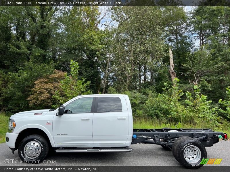 Bright White / Black 2023 Ram 3500 Laramie Crew Cab 4x4 Chassis