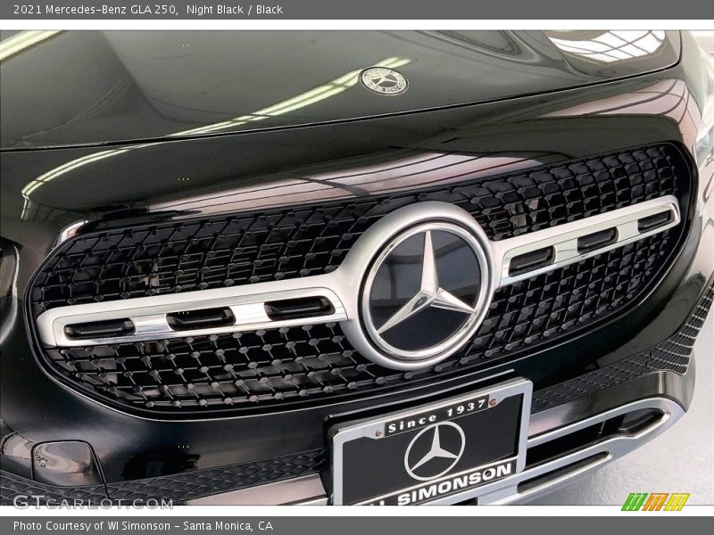 Night Black / Black 2021 Mercedes-Benz GLA 250