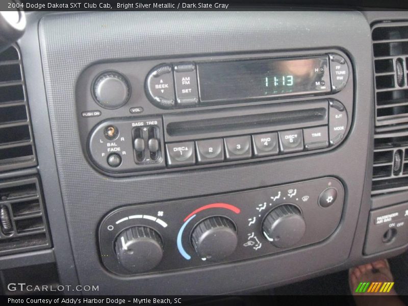 Bright Silver Metallic / Dark Slate Gray 2004 Dodge Dakota SXT Club Cab