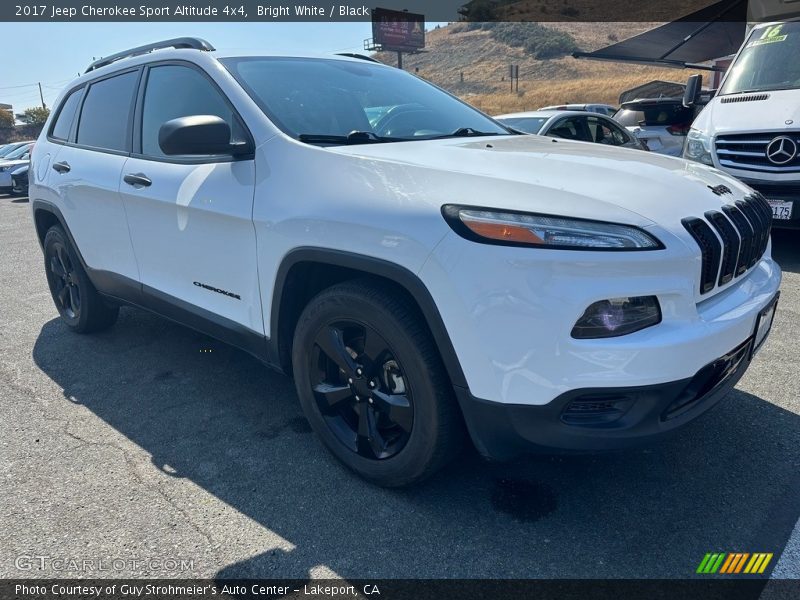 Bright White / Black 2017 Jeep Cherokee Sport Altitude 4x4