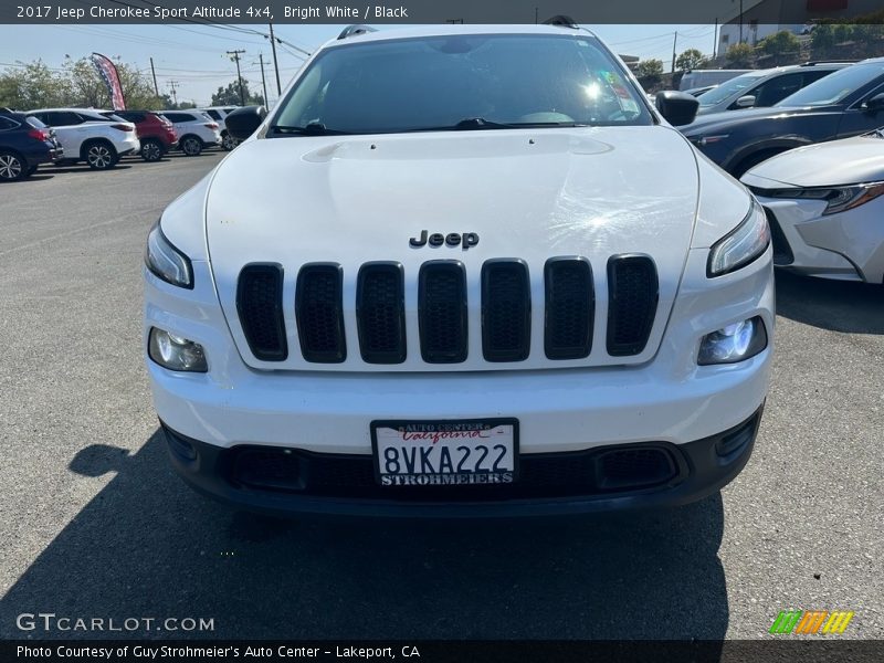 Bright White / Black 2017 Jeep Cherokee Sport Altitude 4x4