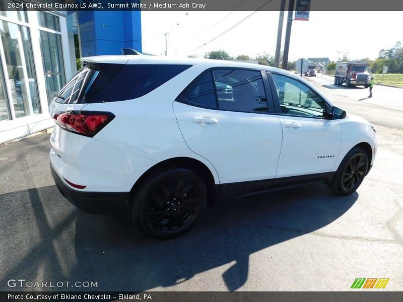 Summit White / Medium Ash Gray 2024 Chevrolet Equinox LS AWD