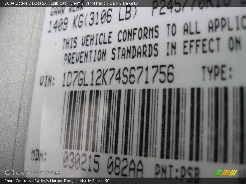 Bright Silver Metallic / Dark Slate Gray 2004 Dodge Dakota SXT Club Cab