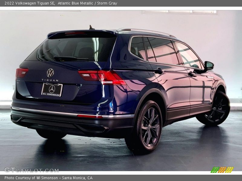 Atlantic Blue Metallic / Storm Gray 2022 Volkswagen Tiguan SE