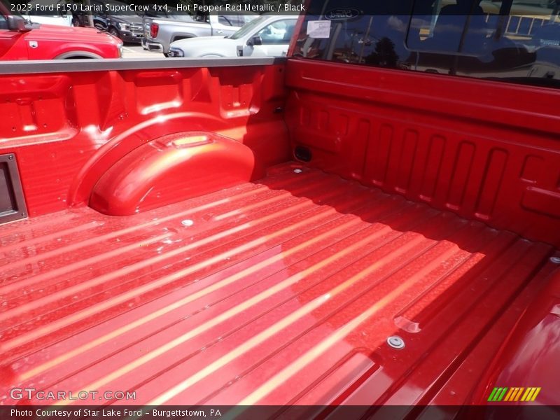 Hot Pepper Red Metallic / Black 2023 Ford F150 Lariat SuperCrew 4x4