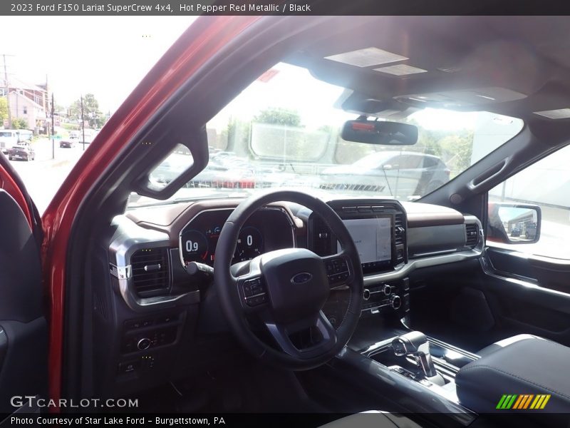 Hot Pepper Red Metallic / Black 2023 Ford F150 Lariat SuperCrew 4x4