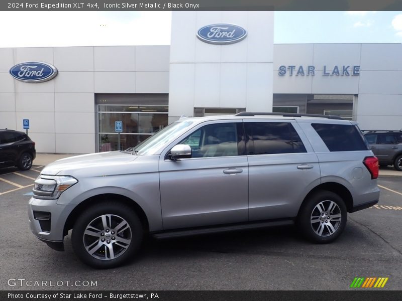 Iconic Silver Metallic / Black Onyx 2024 Ford Expedition XLT 4x4