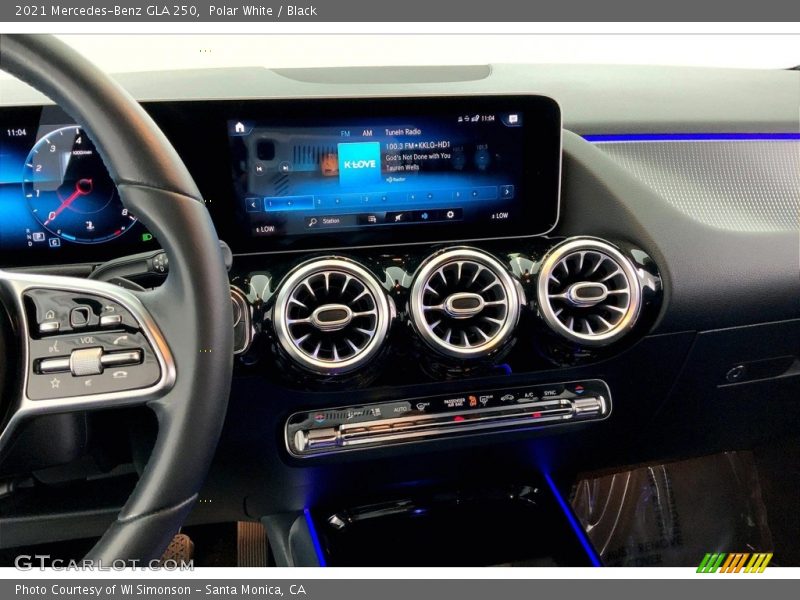 Polar White / Black 2021 Mercedes-Benz GLA 250