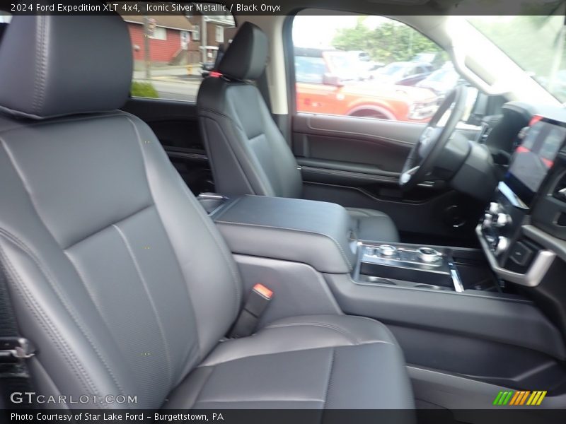 Front Seat of 2024 Expedition XLT 4x4