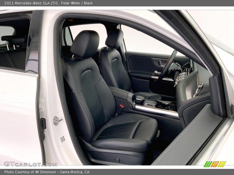 Polar White / Black 2021 Mercedes-Benz GLA 250