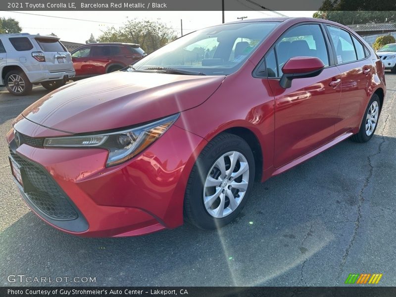 Barcelona Red Metallic / Black 2021 Toyota Corolla LE